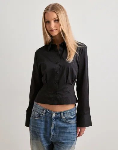 Nelly   Svart   Pleated Shirt