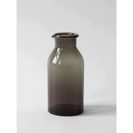Ivy Karaffel Smoke