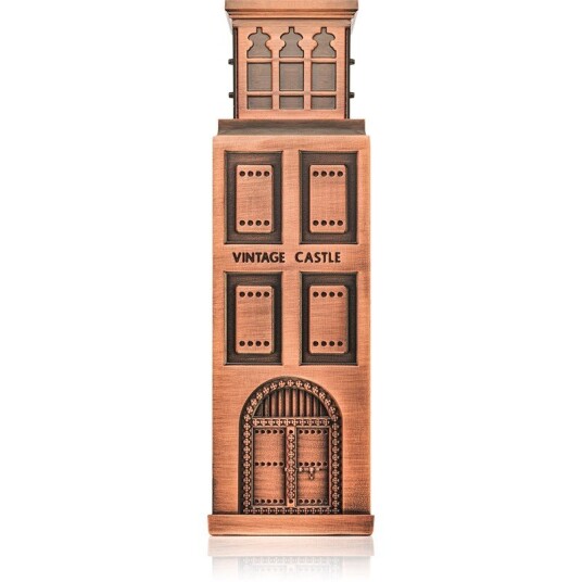 Lattafa Vintage Castle Eau de Parfum 100 ml for Dame - Niche Emarati Lattafa Vintage Castle Eau de Parfum 100 ml for Dame - Niche Emarati