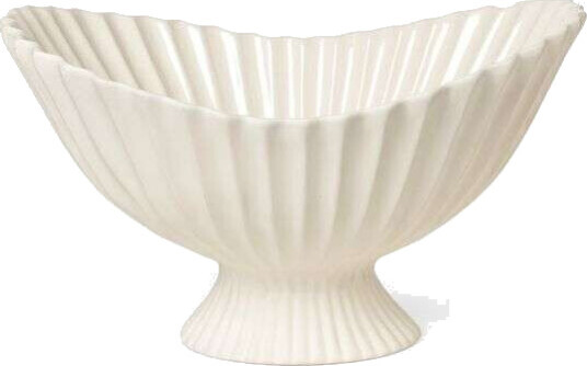 ferm LIVING Fountain Centrepiece 25 x 37 cm Off-white ferm LIVING Fountain Centrepiece 25 x 37 cm Off-white