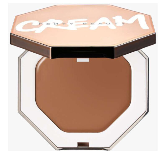 Fenty Beauty Cheeks Out Freestyle Cream Bronzer 6,23 g Macchiato Fenty Beauty Cheeks Out Freestyle Cream Bronzer 6,23 g Macchiato