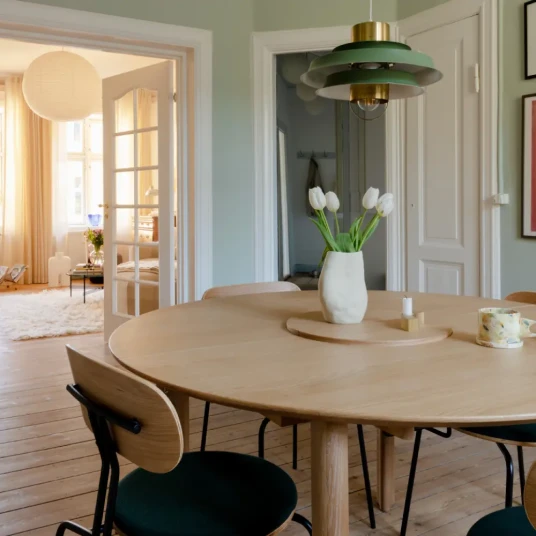 Umage Comfort Circle Spisebord med uttrekk Oak