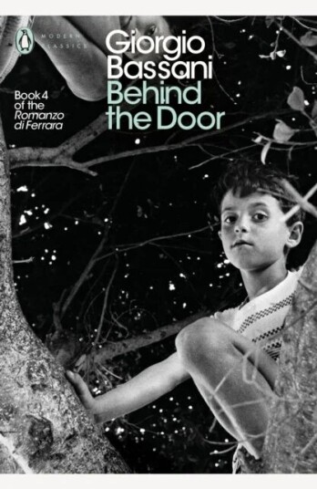 Behind The Door Av Giorgio Bassani