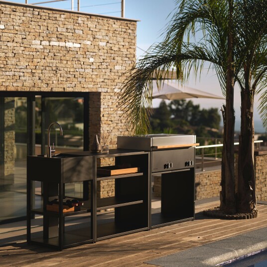 Röshults Essentials gassgrill beluga black