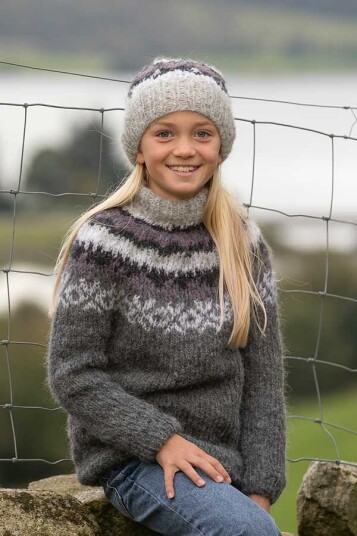 Viking Garn 2027 1C Nova Genser Og Lue Grå Viking Garn 2027 1C Nova Genser Og Lue Grå