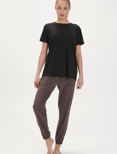 Athlecia Lizzy W Slub S/S Tee - Black - 46