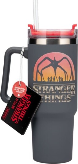 Paladone Stranger Things 5 isolert kopp med sugerør 900 ml