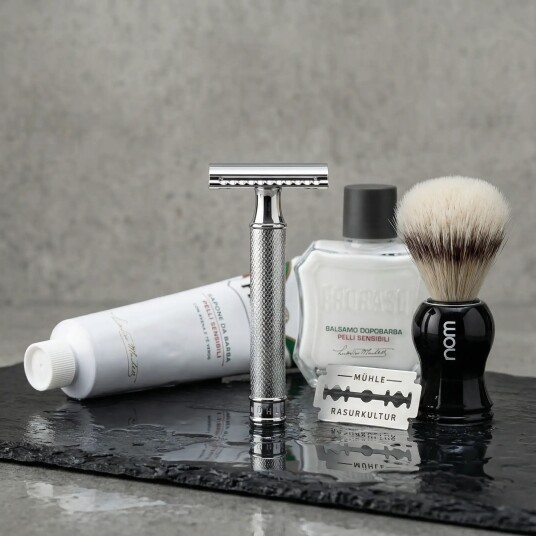 Introsett til tradisjonell barbering INTRO-01-GTH-89-SV-SORT