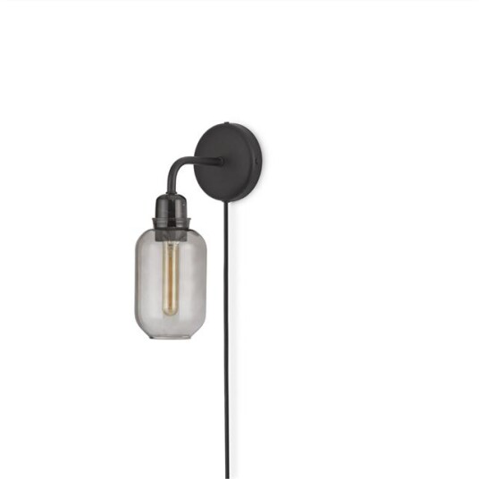 Normann Copenhagen Amp Vegglampe Røyk/Sort