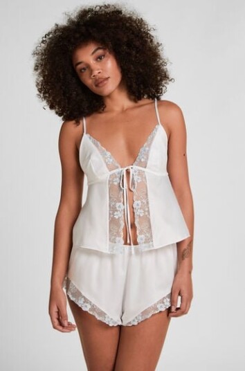 Hunkemöller Short Satin Emb Peonie   Cream   XL