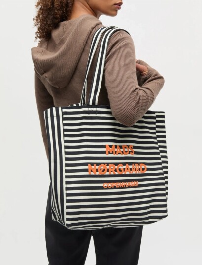 Mads Nørgaard Boutiqno Athene Aop Bag Black ONE SIZE