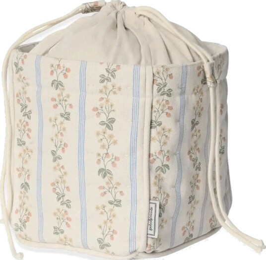 Garbo&Friends Strawberry Garland Storage Basket Small Cream 20x23 Garbo&Friends Strawberry Garland Storage Basket Small Cream 20x23