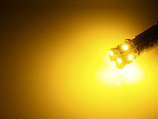 LED pære 9xSMD   10 30V BA15S Lys farge: Gul