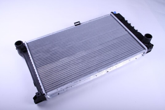 Radiatorservice Radiator E 36 318 TDS 9058 Radiatorservice Radiator E 36 318 TDS 9058