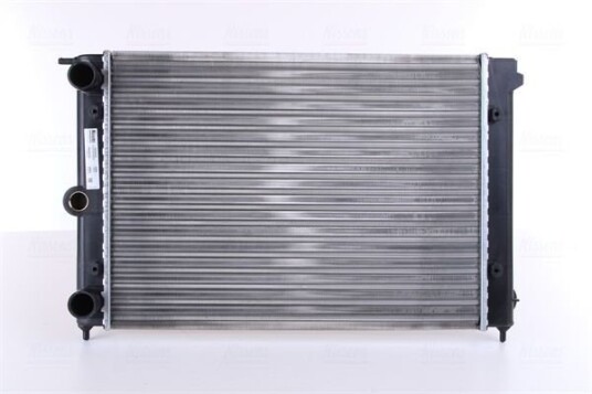 Radiator NISSENS 651631
