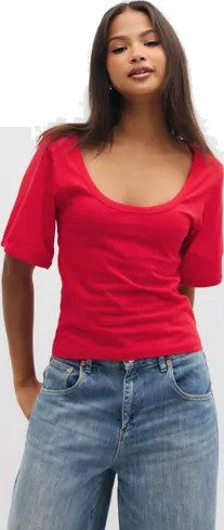 Nelly Rød Batwing Sleeve Tee
