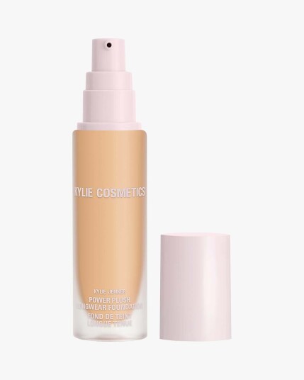 Kylie Cosmetics Power Plush Longwear Foundation 30 ml 9W Kylie Cosmetics Power Plush Longwear Foundation 30 ml 9W
