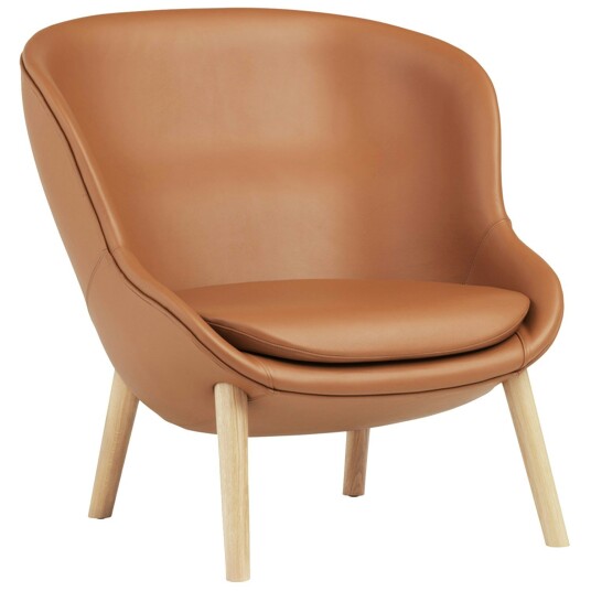 Normann Copenhagen Hyg Lenestol Lav Brandy Skinn / Eik
