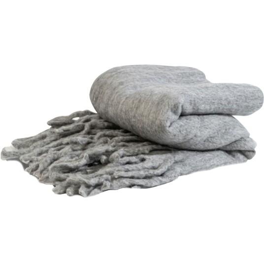 Byon Lucian Pledd 125x150 cm Grå Byon Lucian Pledd 125x150 cm Grå