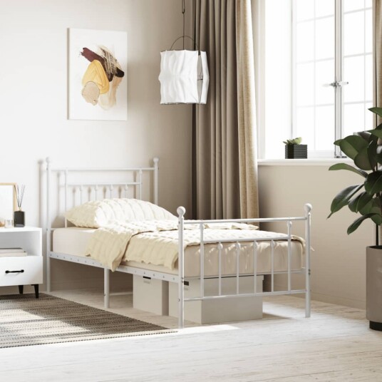 vidaXL Sengeramme i metall med hode- og fotgavl hvit 90x200 cm 8720845883775 vidaXL Sengeramme i metall med hode- og fotgavl hvit 90x200 cm 8720845883775