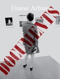 Diane Arbus Documents Av Diane Arbus