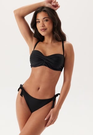 BUBBLEROOM Twisted Bikini Top Black 70B
