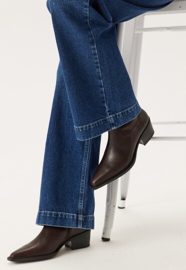 Vagabond Kelsey Heel Classic Leather Boots Vagabond Kelsey Heel Classic Leather Boots