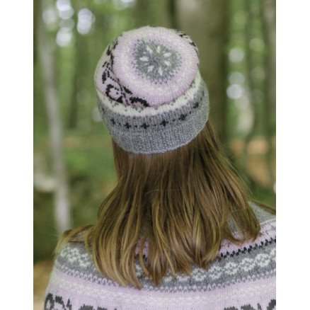 Telemark Hat by DROPS Design Lue Strikkeoppskrift str S M