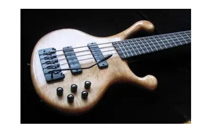 Hipshot 5-String Bass Tremolo .750" / 19 Mm Spacing - Svart
