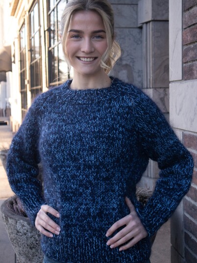 Bæstmor 09 18 Azul genser Bæstmor 09 18 Azul genser