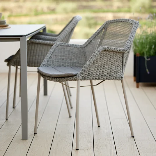 Cane line Breeze stol Taupe Cane line Breeze stol Taupe