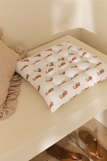 Ellos Home Sittepute Seahorse Brun Ellos Home Sittepute Seahorse Brun