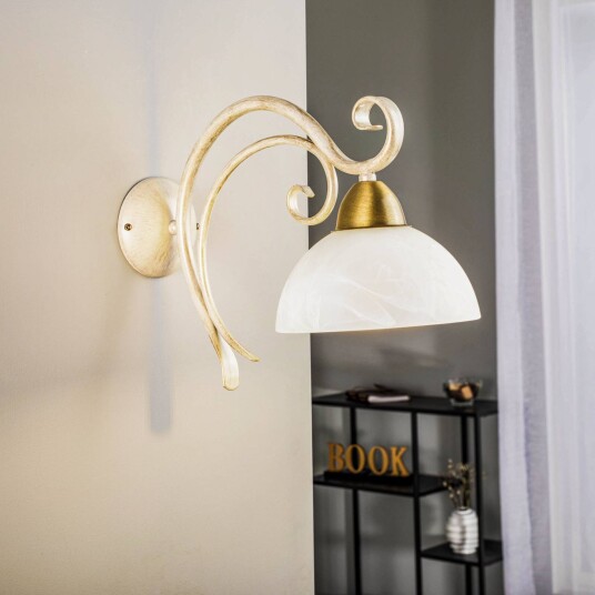 Luminex Vegglampe Flora 1 glasskjerm hvit/messing Luminex Vegglampe Flora 1 glasskjerm hvit/messing