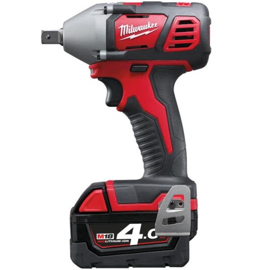 Milwaukee M18 BIW12 402C Muttertrekker Med Batteri Og Lader