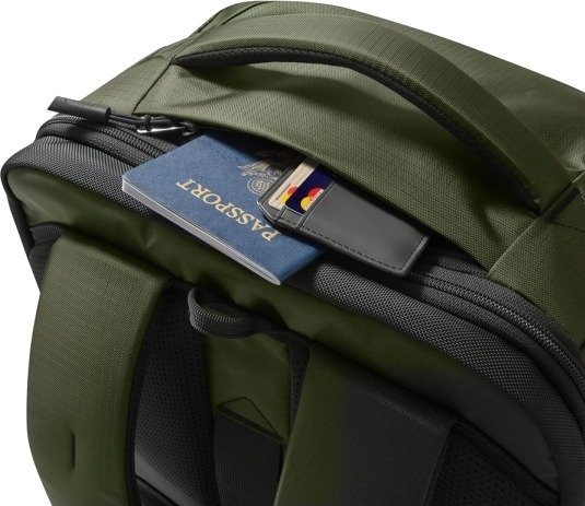 Tech Protect Laptopryggsekk Defender S70 Ryanair &Amp Wizzair 24L Laptop mørkegrønn