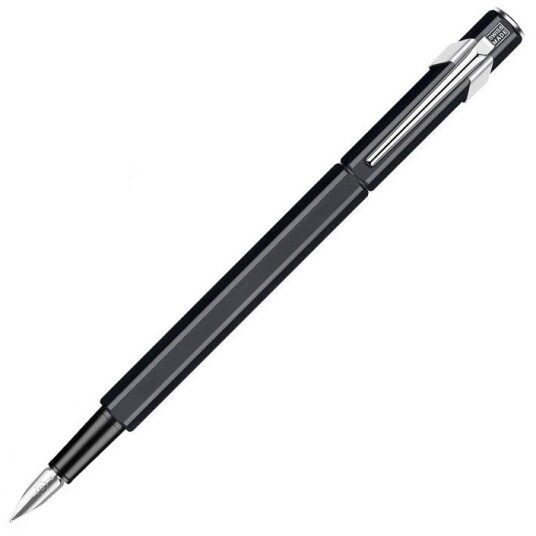 Caran d'Ache 849 Fyllepenn Black M