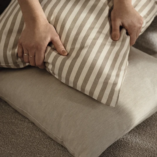 Ferm Living Strand Dekorativ pute Sand/Off white