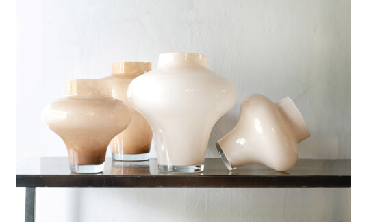 Wikholm Form SPHERE Vase Sand