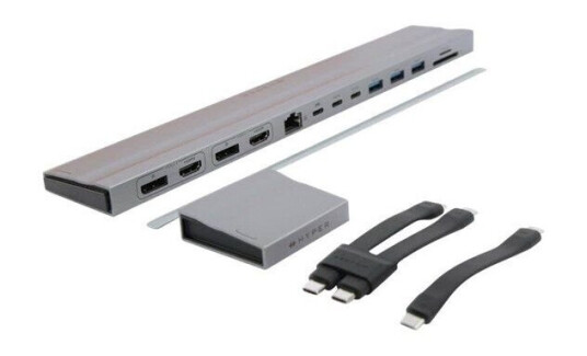 Targus HyperDrive - docking station - USB-C x 2 - 3 x HDMI 3 x DP - GigE