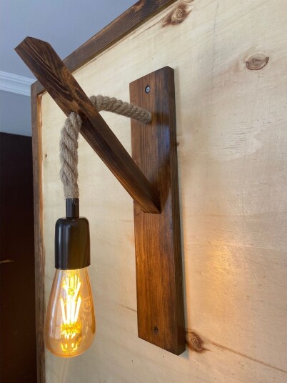 All Design Vegglampe - Valnøtt