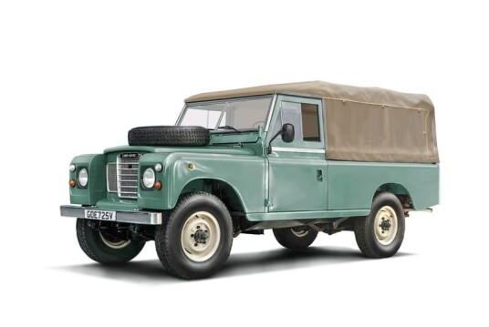 Italeri 1/24 Land Rover 109 LWB Byggesett - Modellbil
