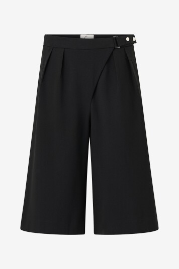 Five Units Shorts Umafv Svart Five Units Shorts Umafv Svart