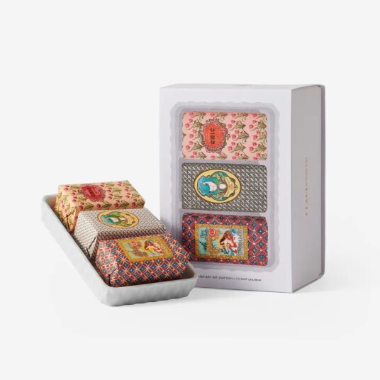 Claus Porto Gift Set Soap Dish & Classico Mini Soaps Claus Porto Gift Set Soap Dish & Classico Mini Soaps