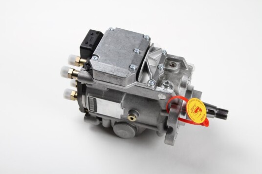 BMW Originaldeler Dieselpumpe M47 automat Original 13517787532