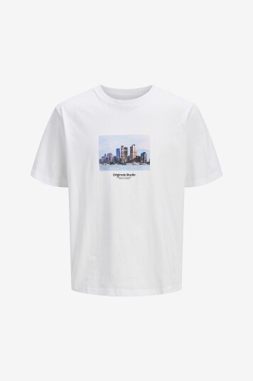 Jack & Jones Junior T skjorte jorVesterbro Picture Tee SS Crew JN Hvit Jack & Jones Junior T skjorte jorVesterbro Picture Tee SS Crew JN Hvit
