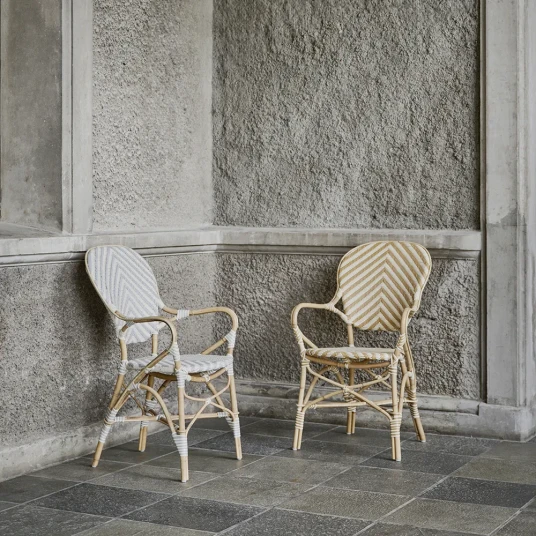 Sika Design Isabell lenestol grå med hvit prikk Sika Design Isabell lenestol grå med hvit prikk