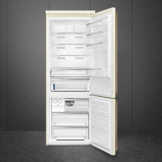 Smeg Kombiskap FA8005RPO6 Cream Smeg Kombiskap FA8005RPO6 Cream
