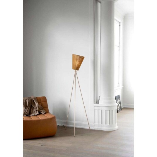 Northern Oslo Wood Gulvlampe Hvit/Olive   Stue 60 165 Grønn