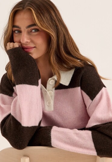 Bubbleroom Knitted Collar Sweater
