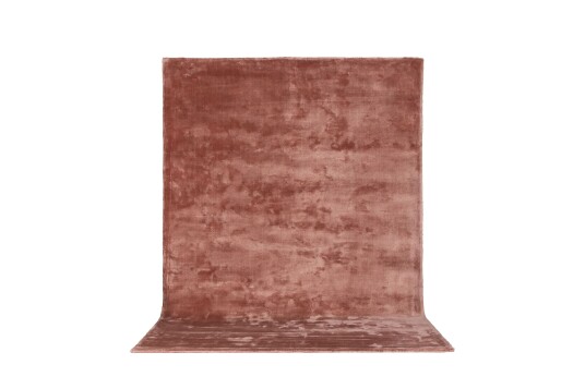 Venture Design Indra viskoseteppe Dusty pink 242 x 171 cm Rosa